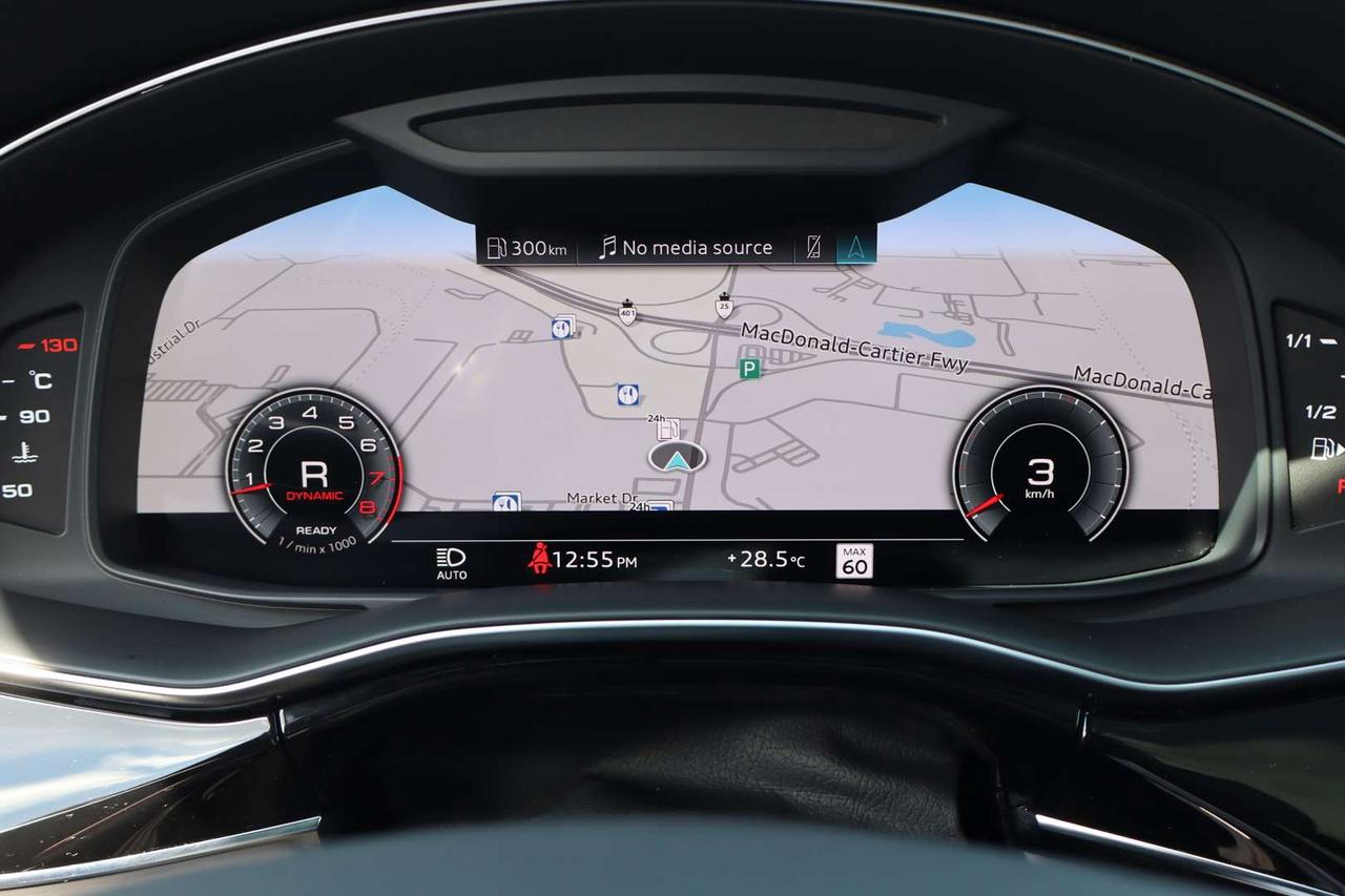 2021 Audi Q7 Progressiv S-Line   55 TFSI V6   Panoramic Sunroof Photo