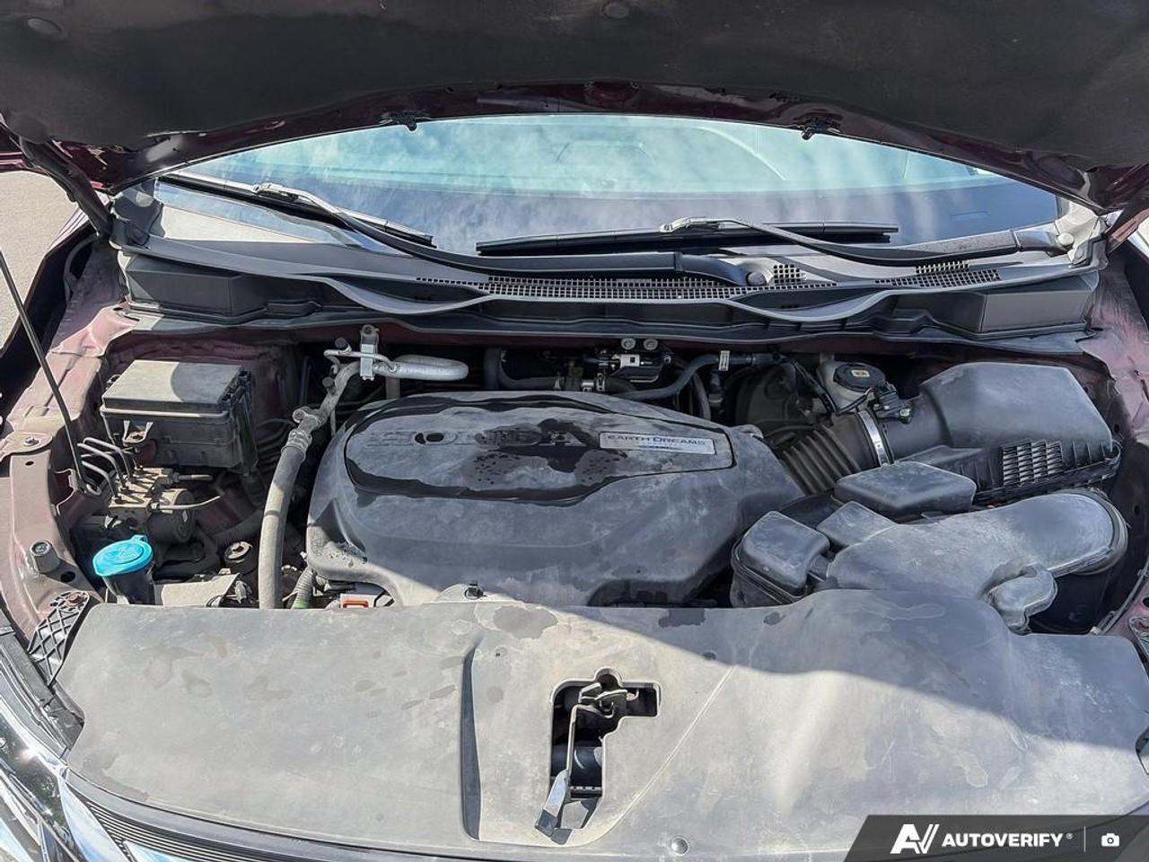 2019 Honda Odyssey Touring (A10) Passenger Van Photo