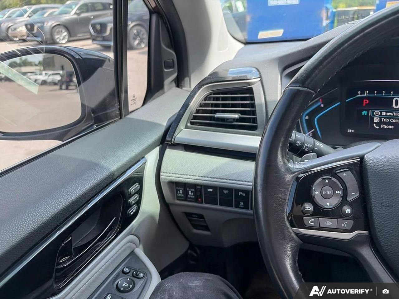 2019 Honda Odyssey Touring (A10) Passenger Van Photo