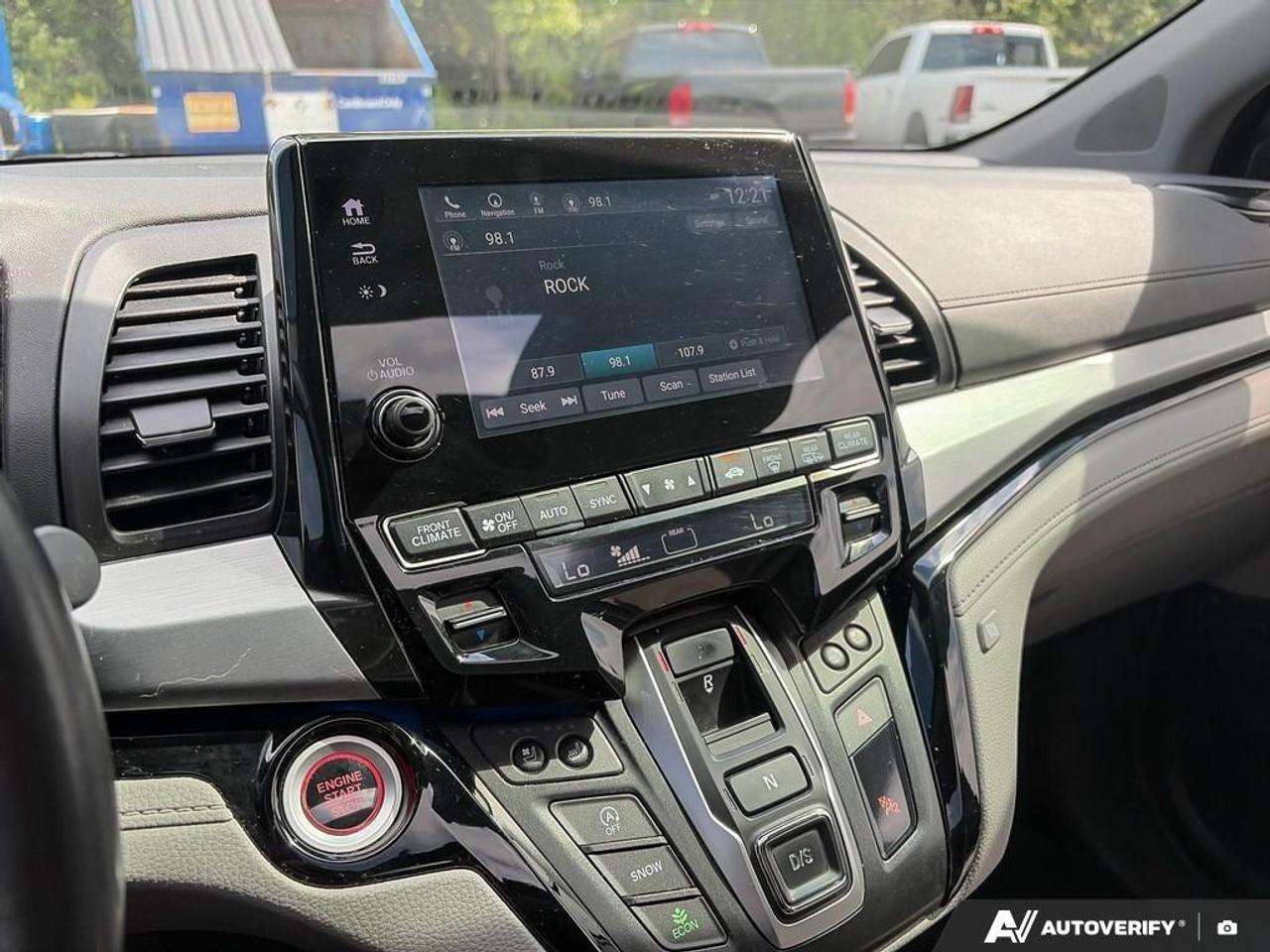 2019 Honda Odyssey Touring (A10) Passenger Van Photo