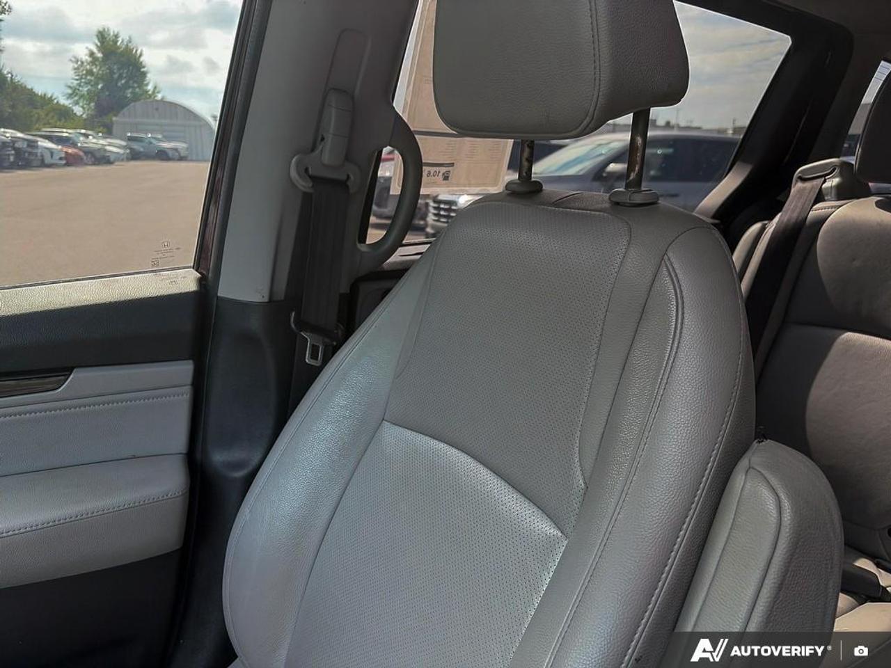 2019 Honda Odyssey Touring (A10) Passenger Van Photo