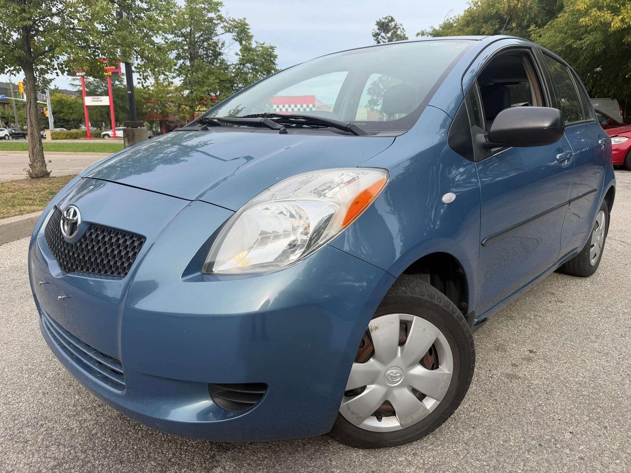 2007 Toyota Yaris LE !!! YES ONLY 160987 KMS !!! AUTO !! CERTIFIED ! Photo0