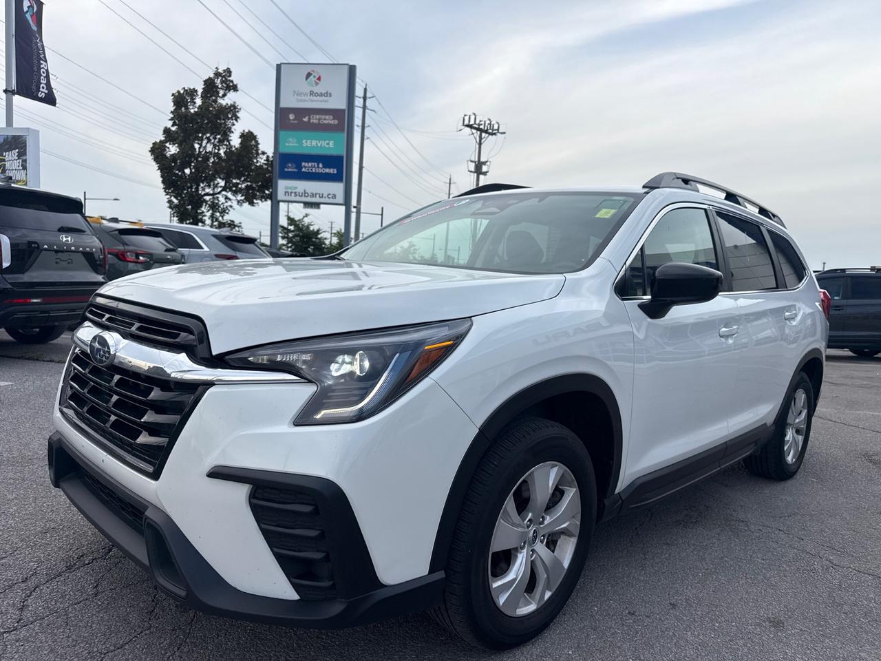2024 Subaru ASCENT Convenience 8-Passenger (CVT) 4dr All-Wheel Drive Photo2