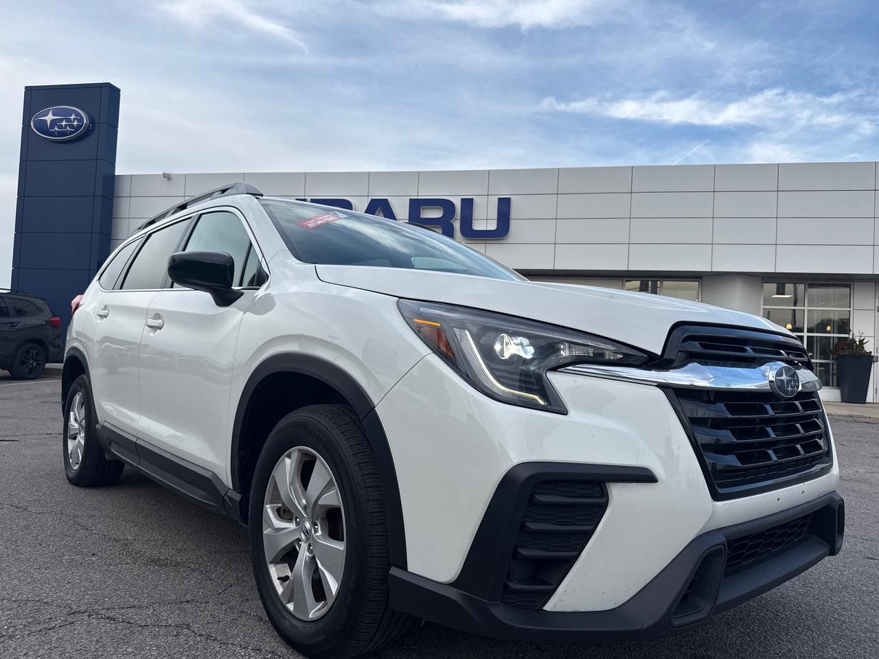 2024 Subaru ASCENT Convenience 8-Passenger (CVT) 4dr All-Wheel Drive Photo