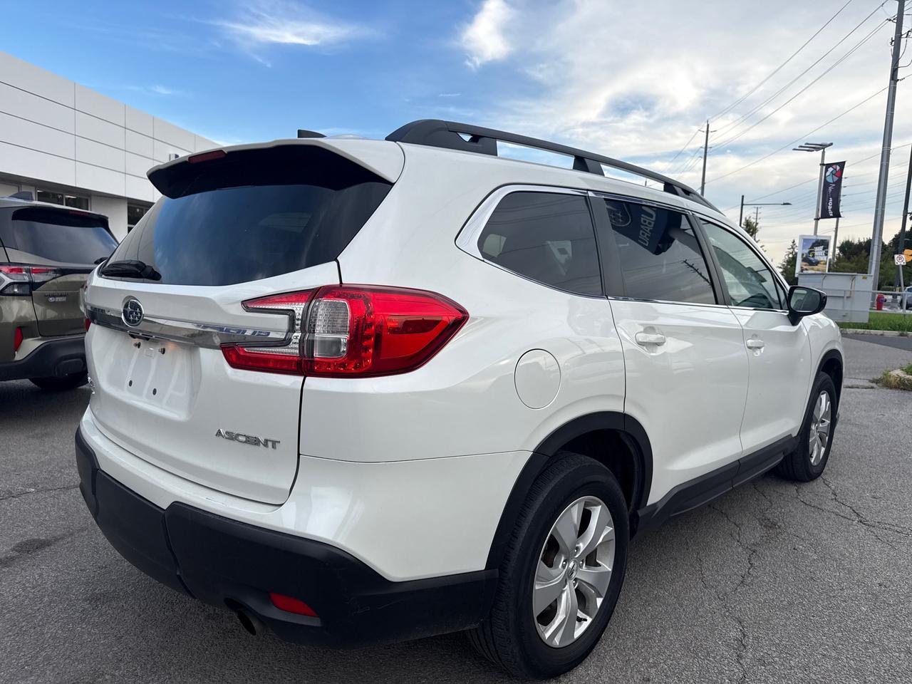 2024 Subaru ASCENT Convenience 8-Passenger (CVT) 4dr All-Wheel Drive Photo