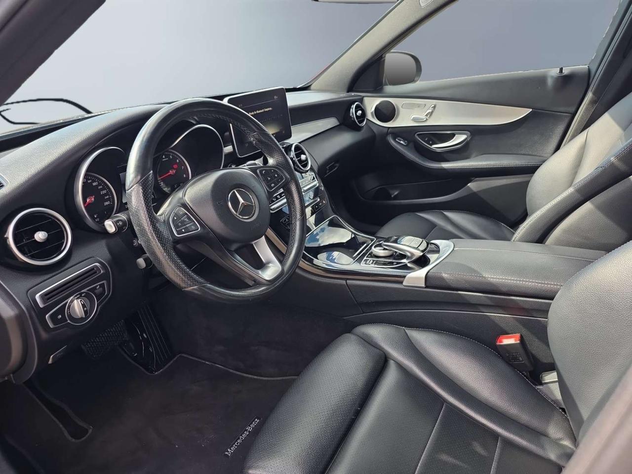 2017 Mercedes-Benz C-Class C300 4MATIC AMG PKG * NO ACCIDENTS / PANO / BLIND SPOT / LED LIGHTS Photo