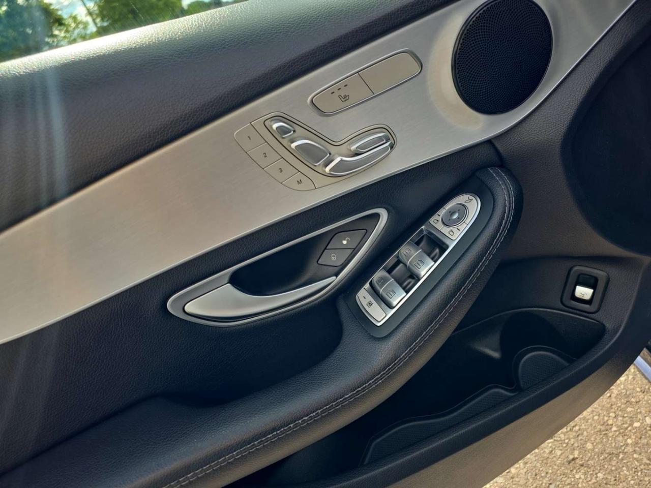 2017 Mercedes-Benz C-Class C300 4MATIC AMG PKG * NO ACCIDENTS / PANO / BLIND SPOT / LED LIGHTS Photo