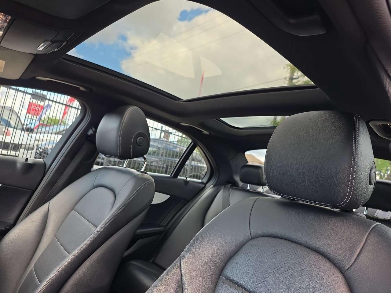 2017 Mercedes-Benz C-Class C300 4MATIC AMG PKG * NO ACCIDENTS / PANO / BLIND SPOT / LED LIGHTS Photo