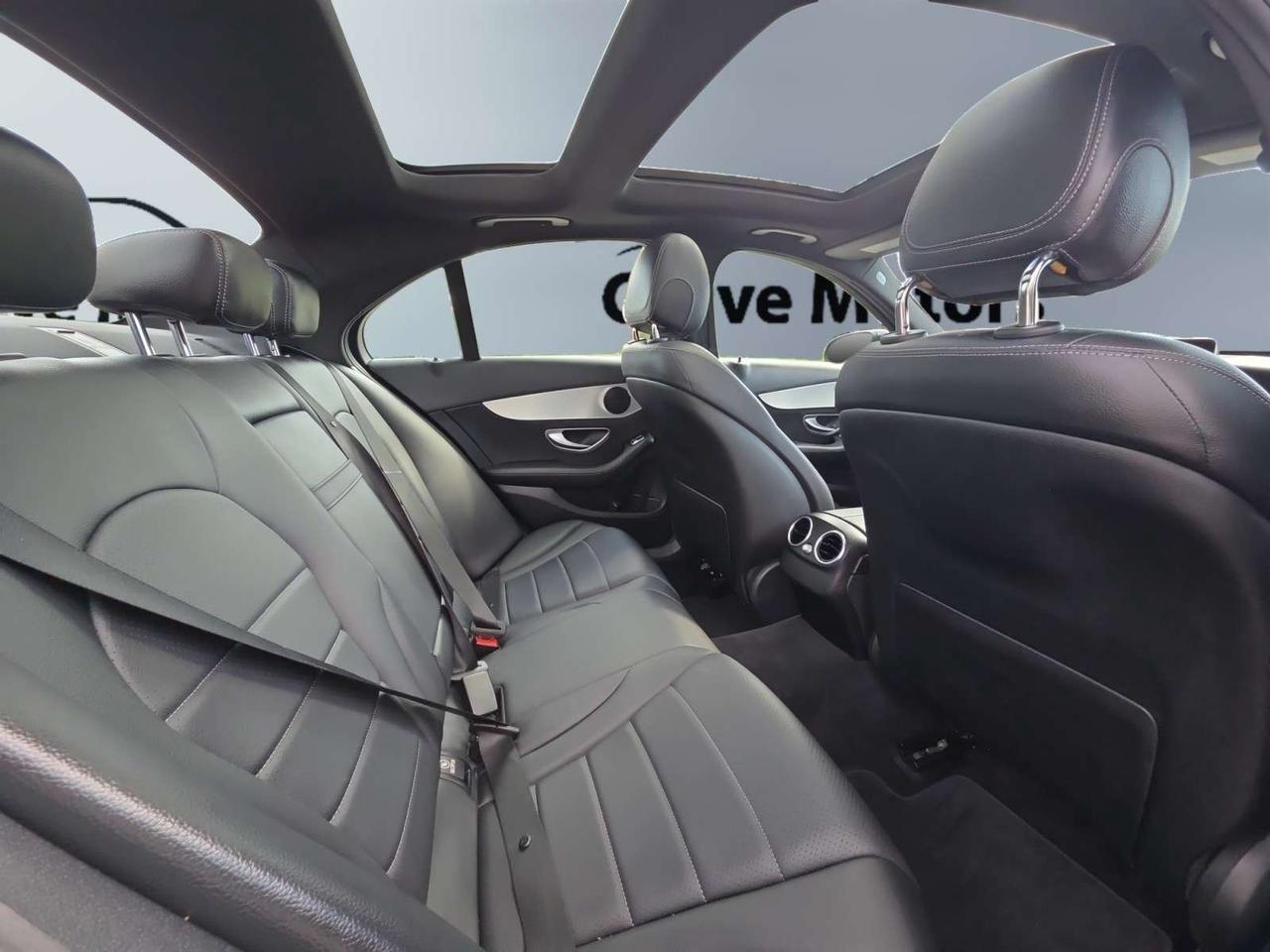 2017 Mercedes-Benz C-Class C300 4MATIC AMG PKG * NO ACCIDENTS / PANO / BLIND SPOT / LED LIGHTS Photo