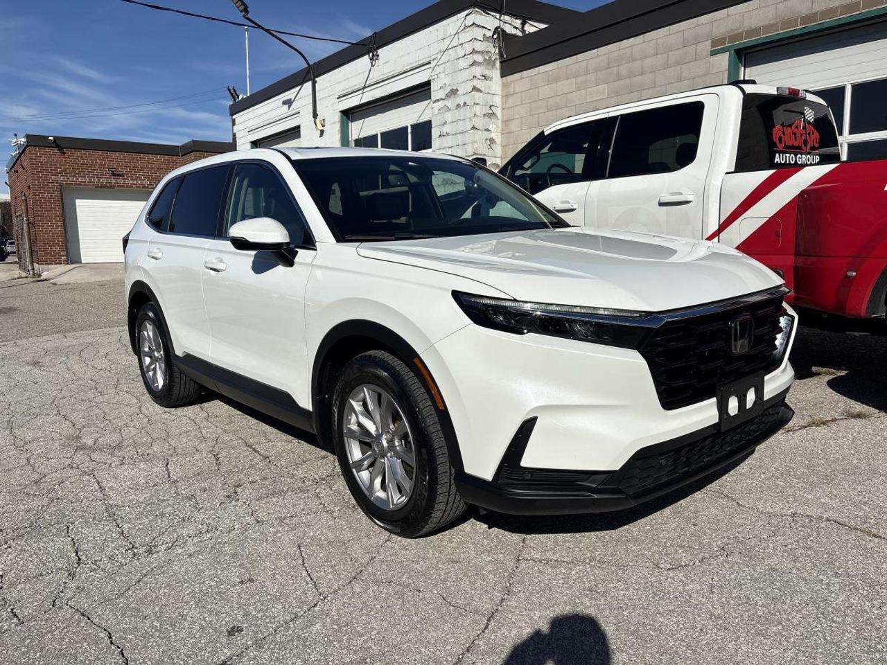 2023 Honda CR-V Ex-L Clean Carfax/One Owner Photo