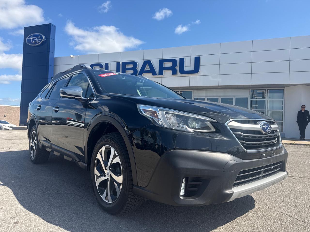 2022 Subaru Outback Premier 4dr All-Wheel Drive Photo0