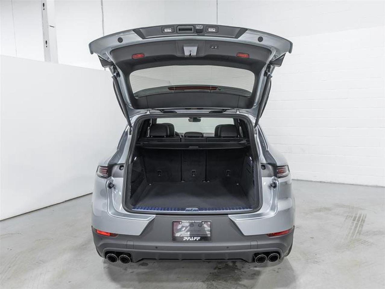 2026 Porsche Cayenne  Photo