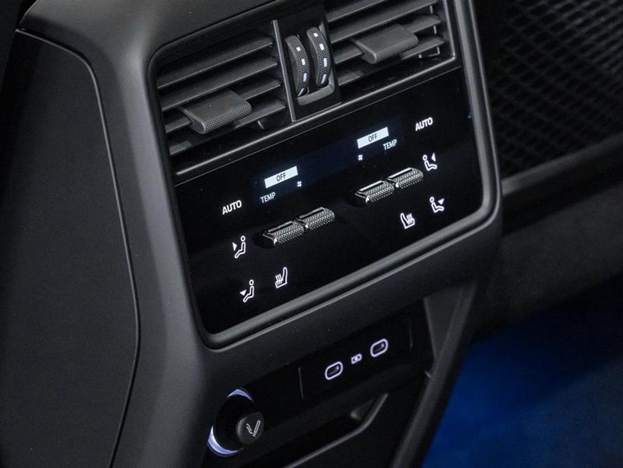 2026 Porsche Cayenne  Photo