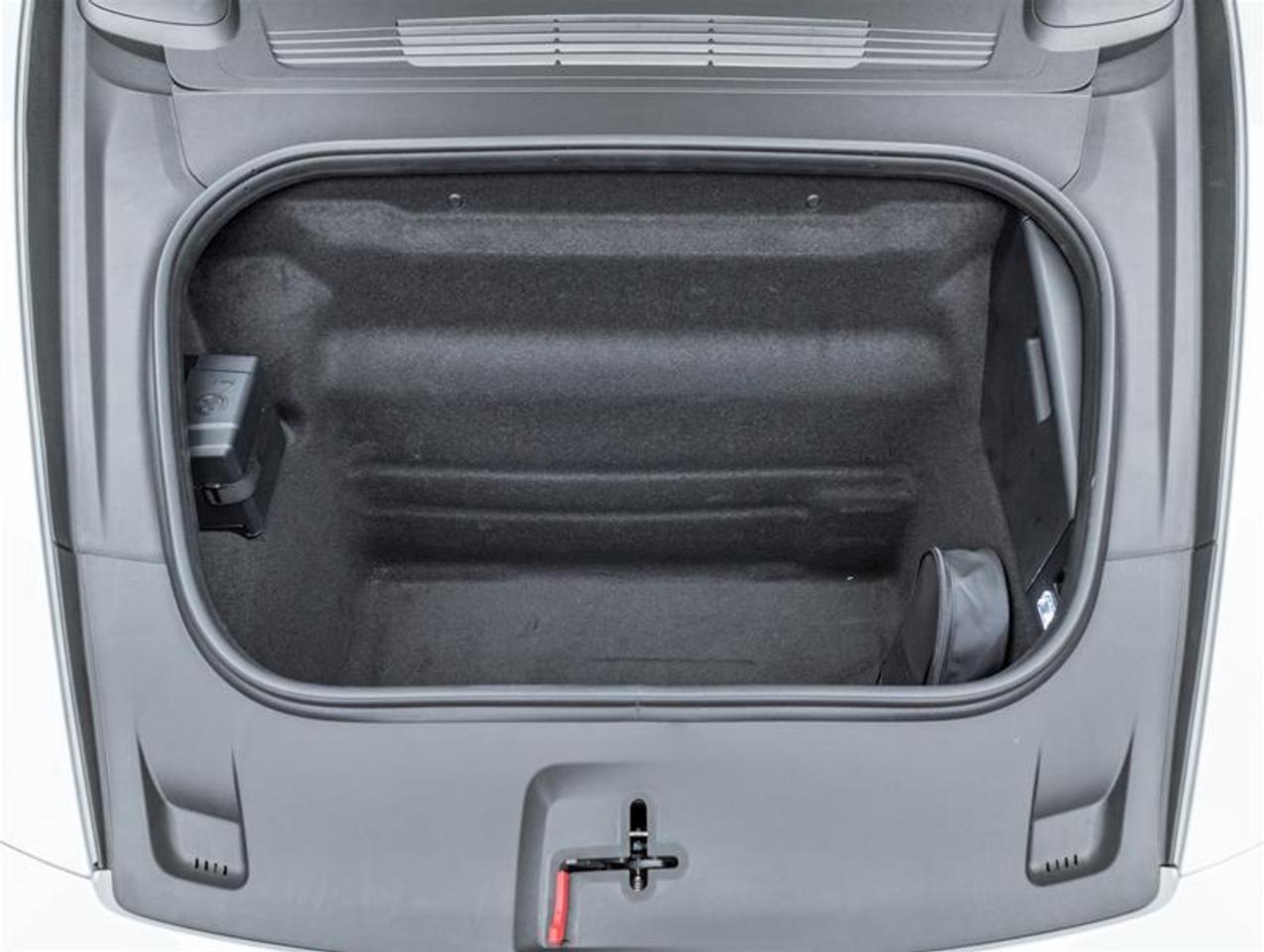 2025 Porsche 911  Photo