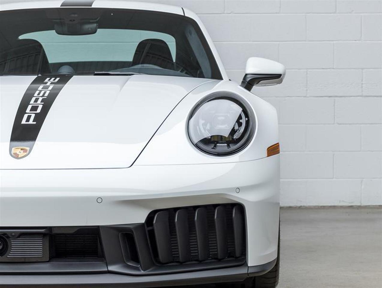 2025 Porsche 911  Photo