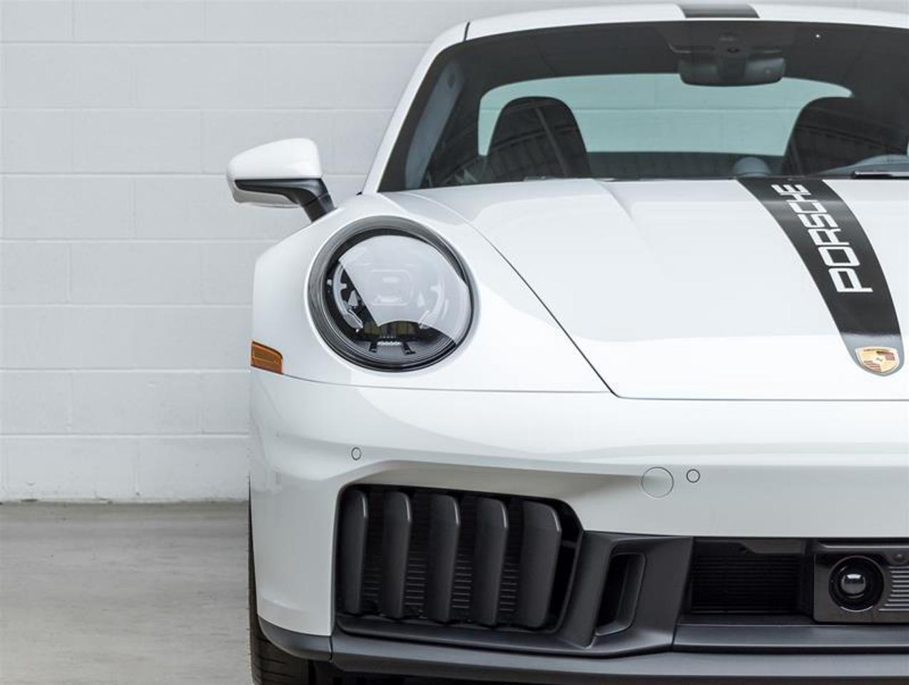 2025 Porsche 911  Photo