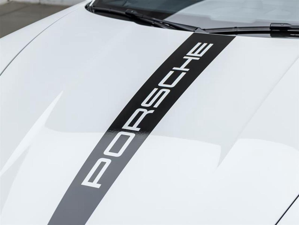 2025 Porsche 911  Photo