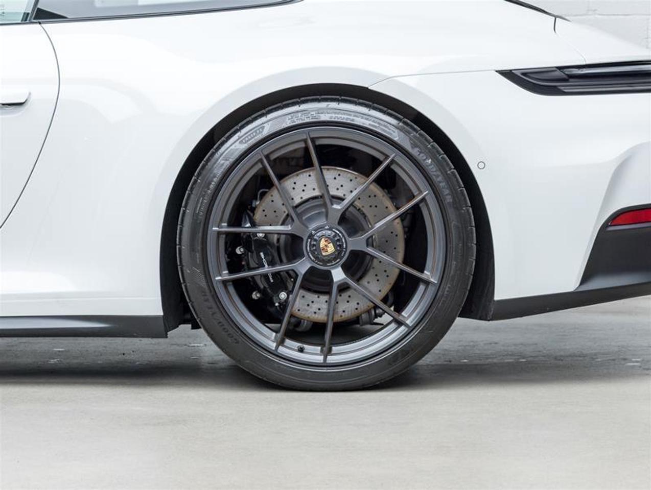 2025 Porsche 911  Photo