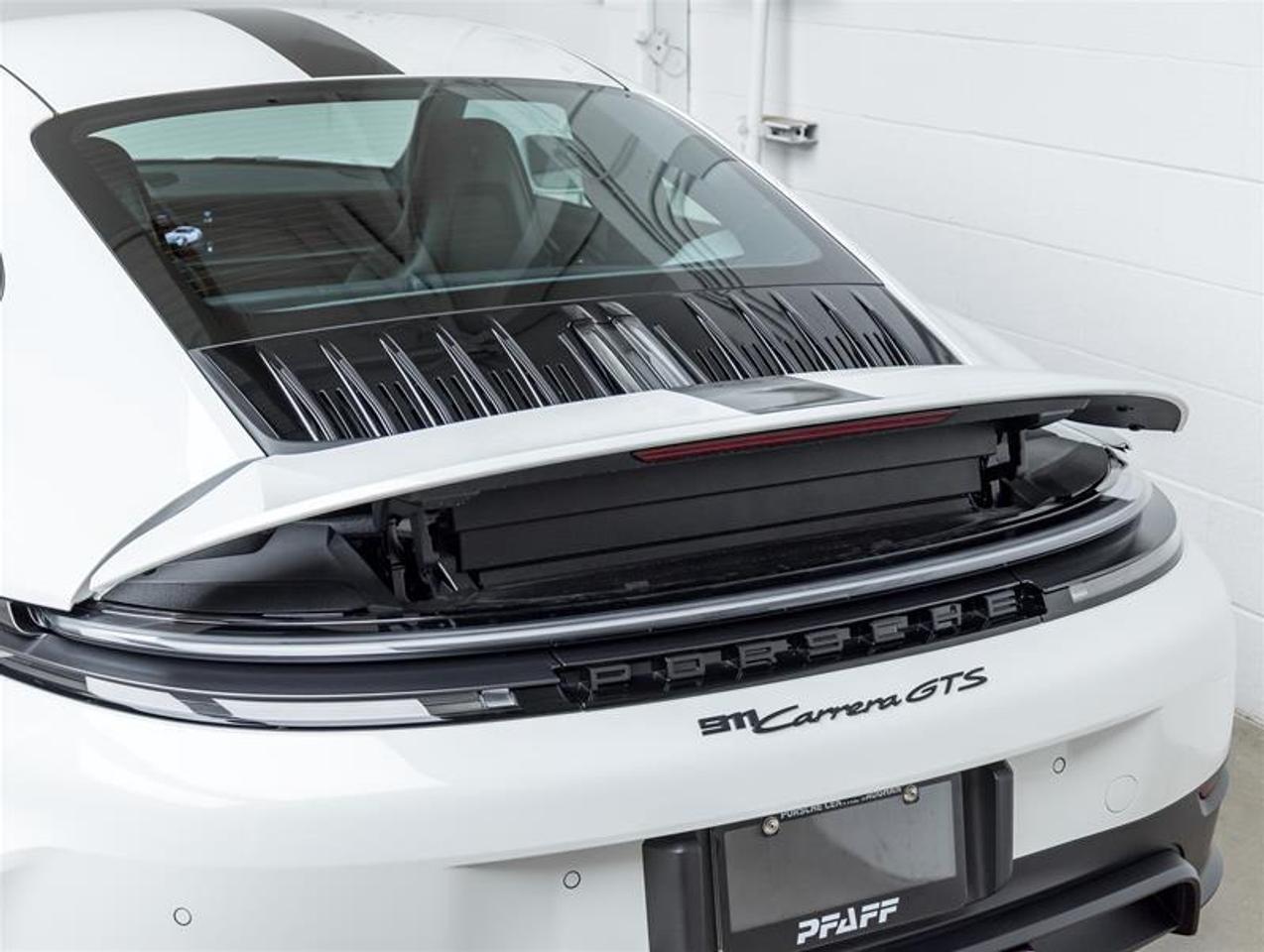 2025 Porsche 911  Photo