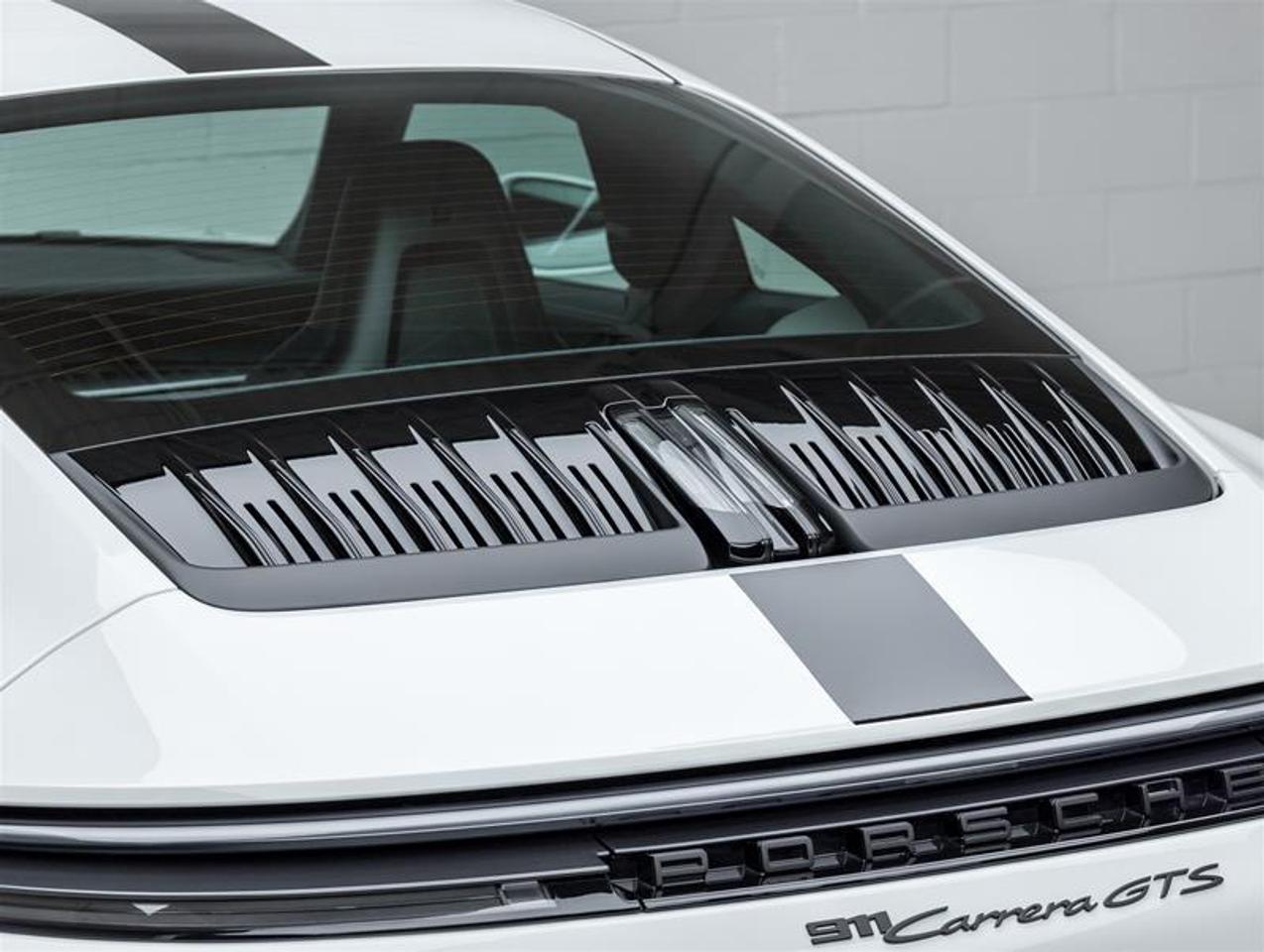 2025 Porsche 911  Photo