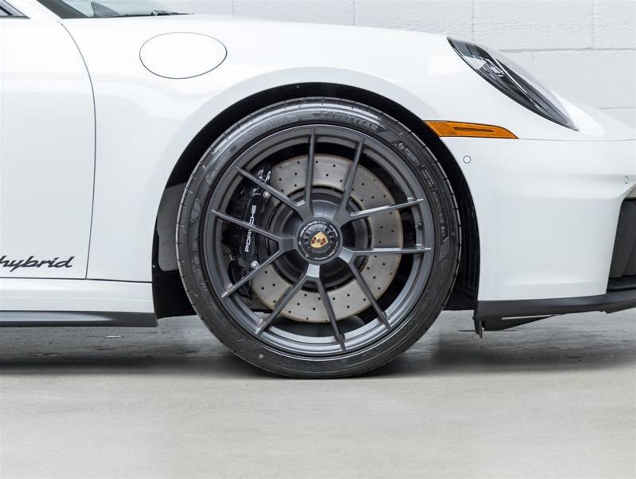 2025 Porsche 911  Photo