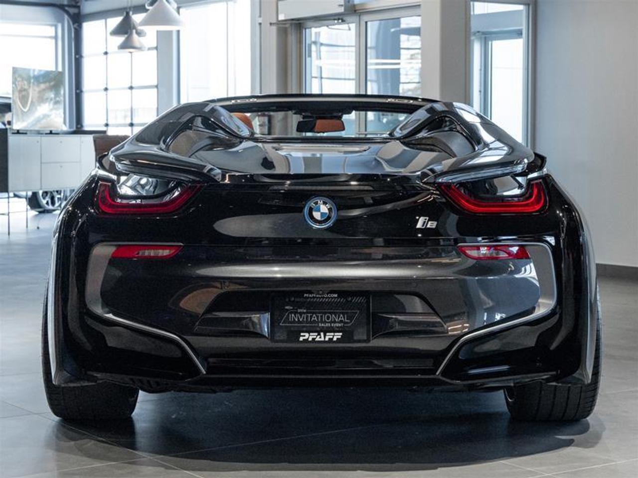 2019 BMW i8 Base 2dr All-Wheel Drive Roadster Photo