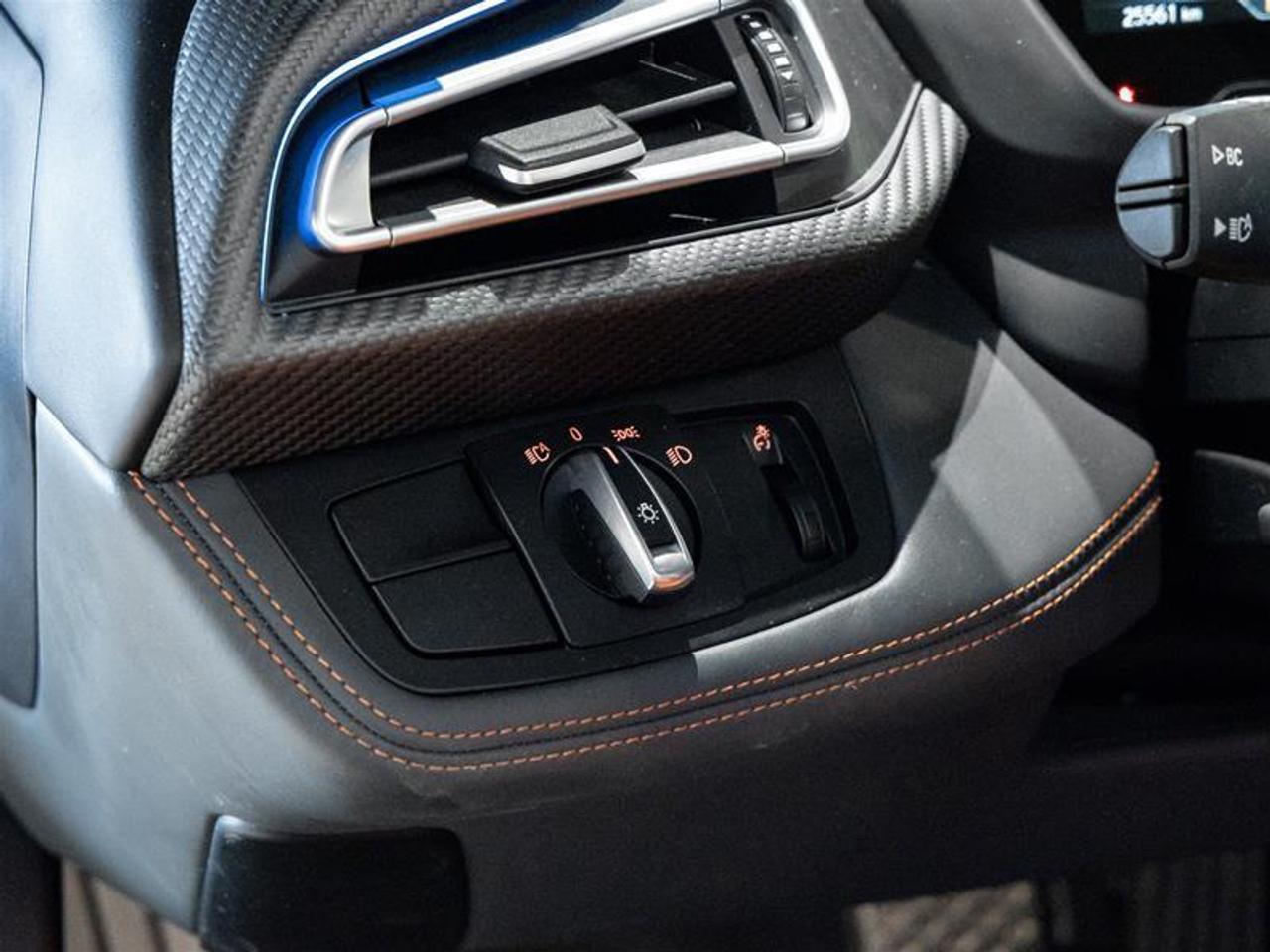 2019 BMW i8 Base 2dr All-Wheel Drive Roadster Photo
