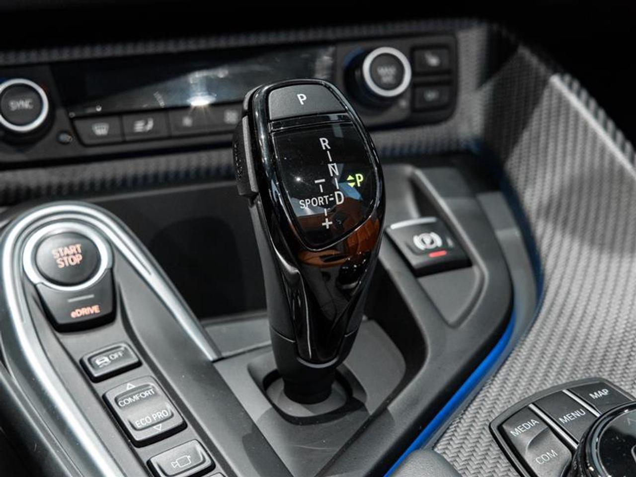 2019 BMW i8 Base 2dr All-Wheel Drive Roadster Photo