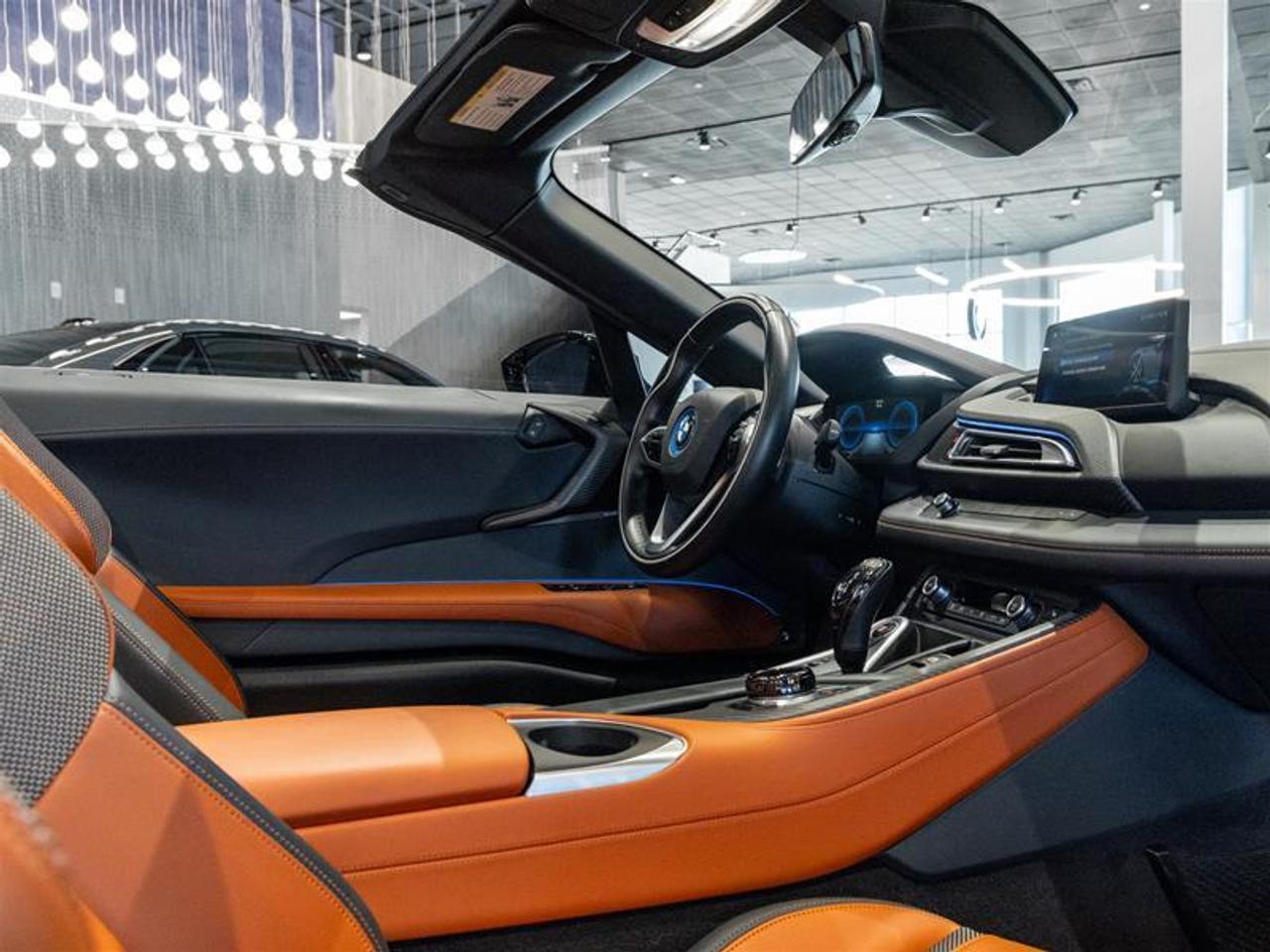 2019 BMW i8 Base 2dr All-Wheel Drive Roadster Photo