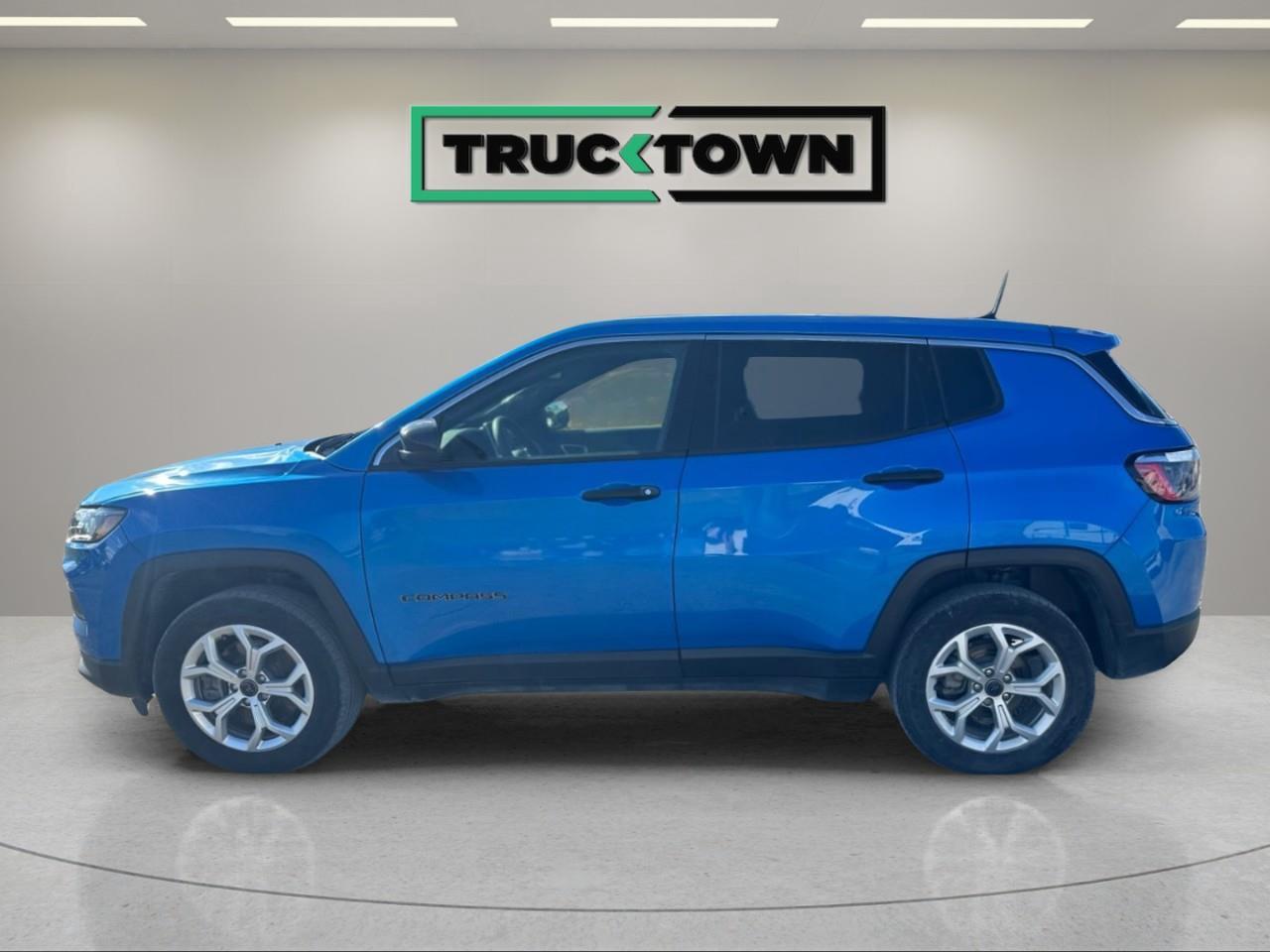 2025 Jeep Compass Sport 4dr 4x4 Photo