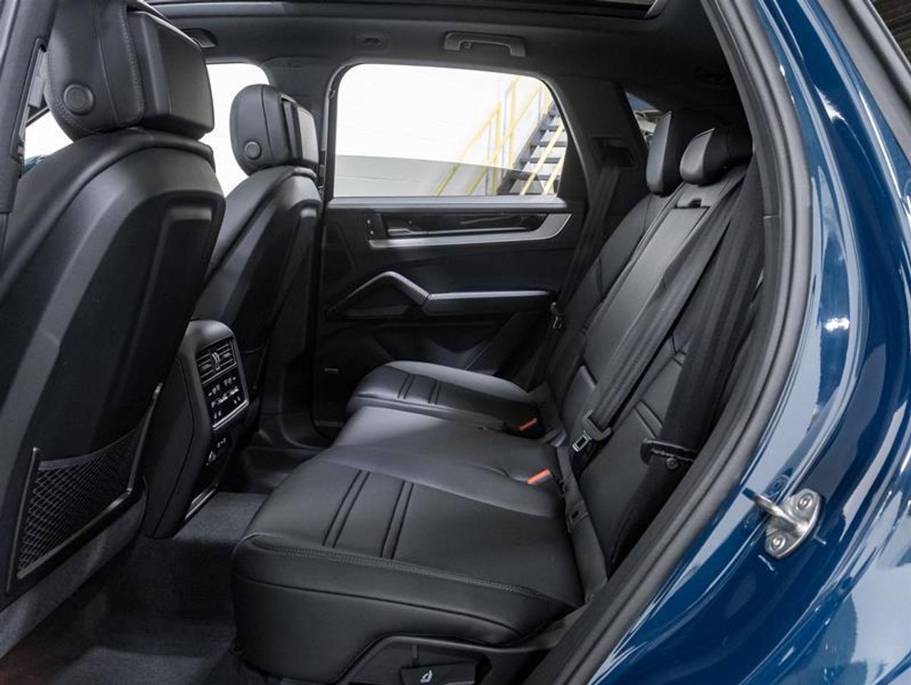 2026 Porsche Cayenne  Photo