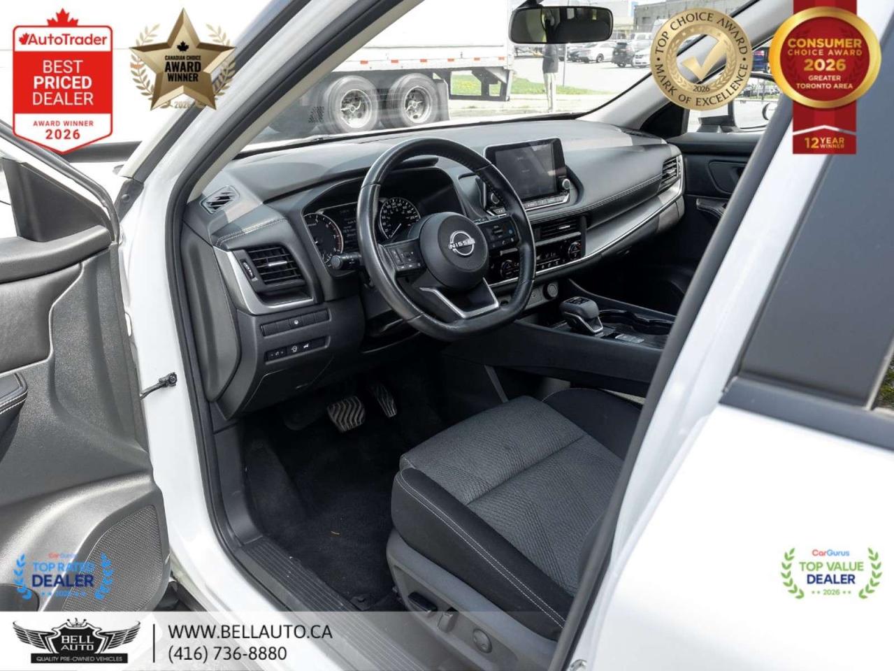 2024 Nissan Rogue SV Moonroof   B.CAM   PANO   B.SPOT   NOACCIDENT Photo