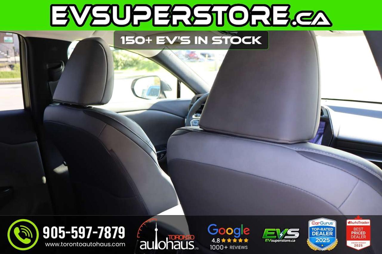2025 Lexus RZ 450E I LUXURY PKG I LIKE NEW Photo