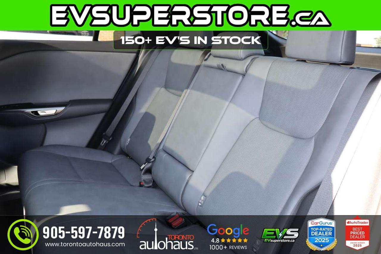 2025 Lexus RZ 450E I LUXURY PKG I LIKE NEW Photo