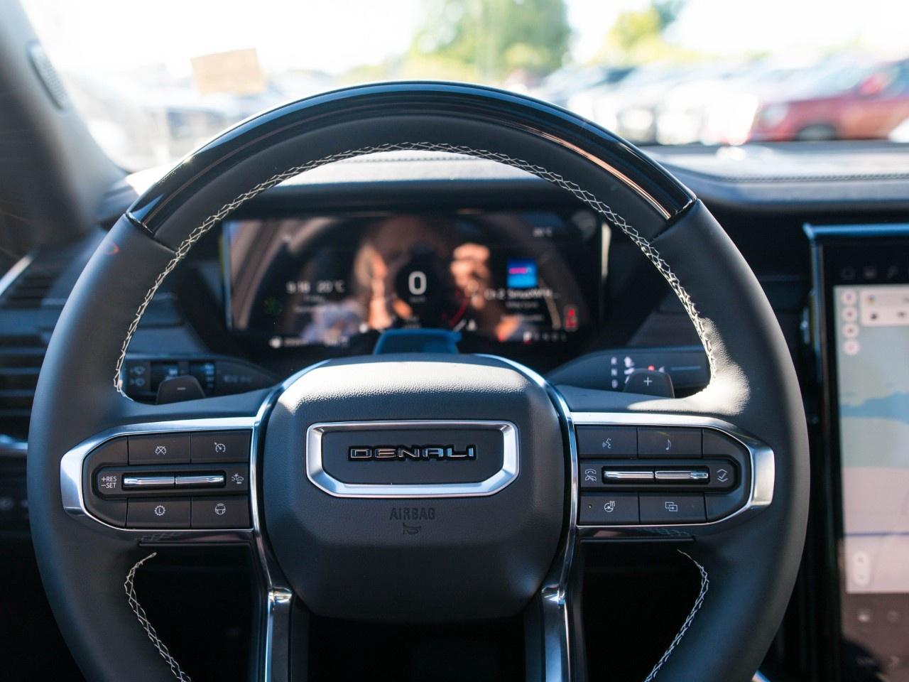 2027 GMC Acadia AWD DENALI Photo