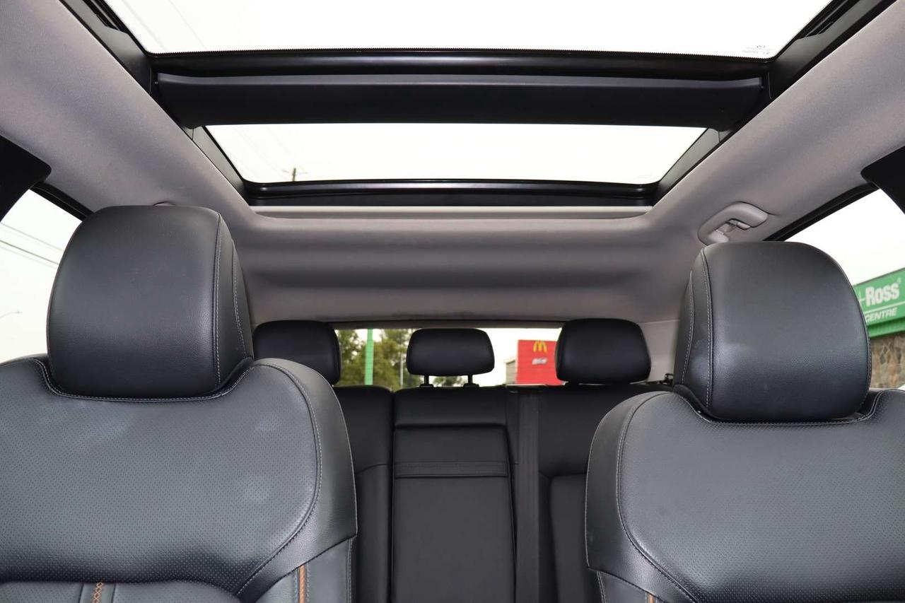 2023 Mazda CX-50 GT AWD Photo