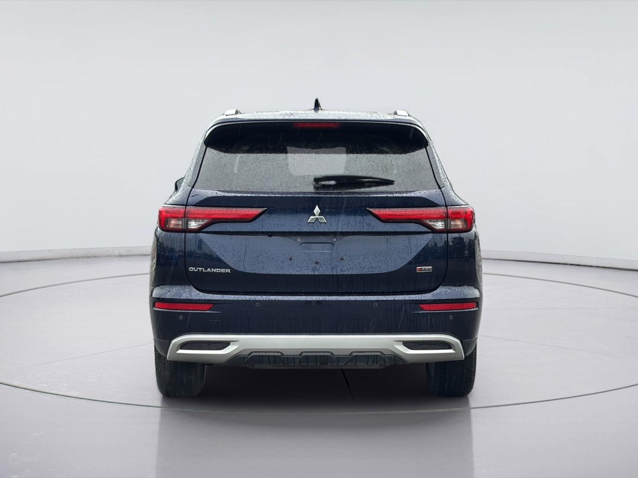 2022 Mitsubishi Outlander SE Photo3