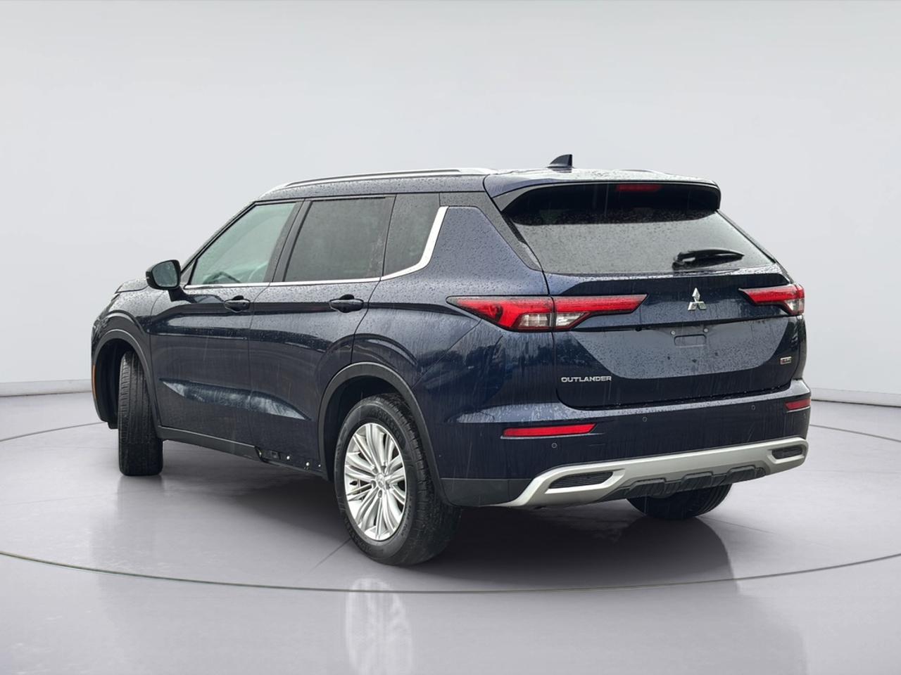 2022 Mitsubishi Outlander SE Photo