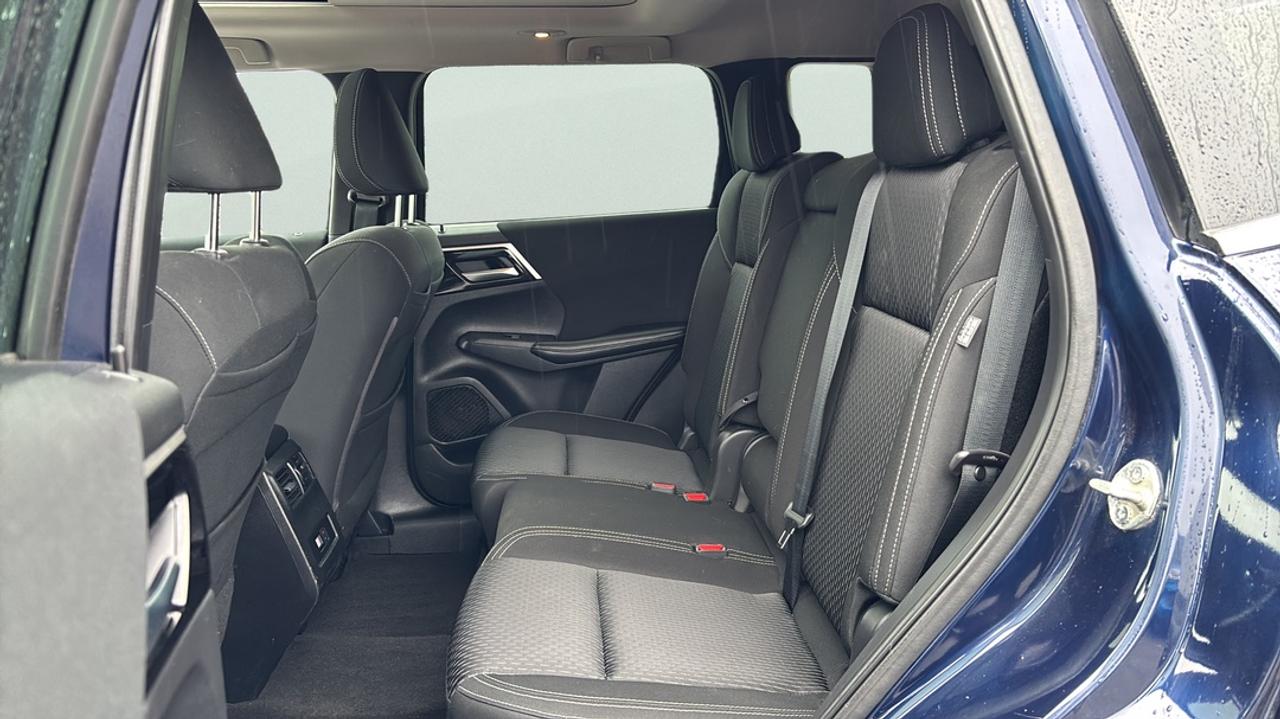 2022 Mitsubishi Outlander SE Photo