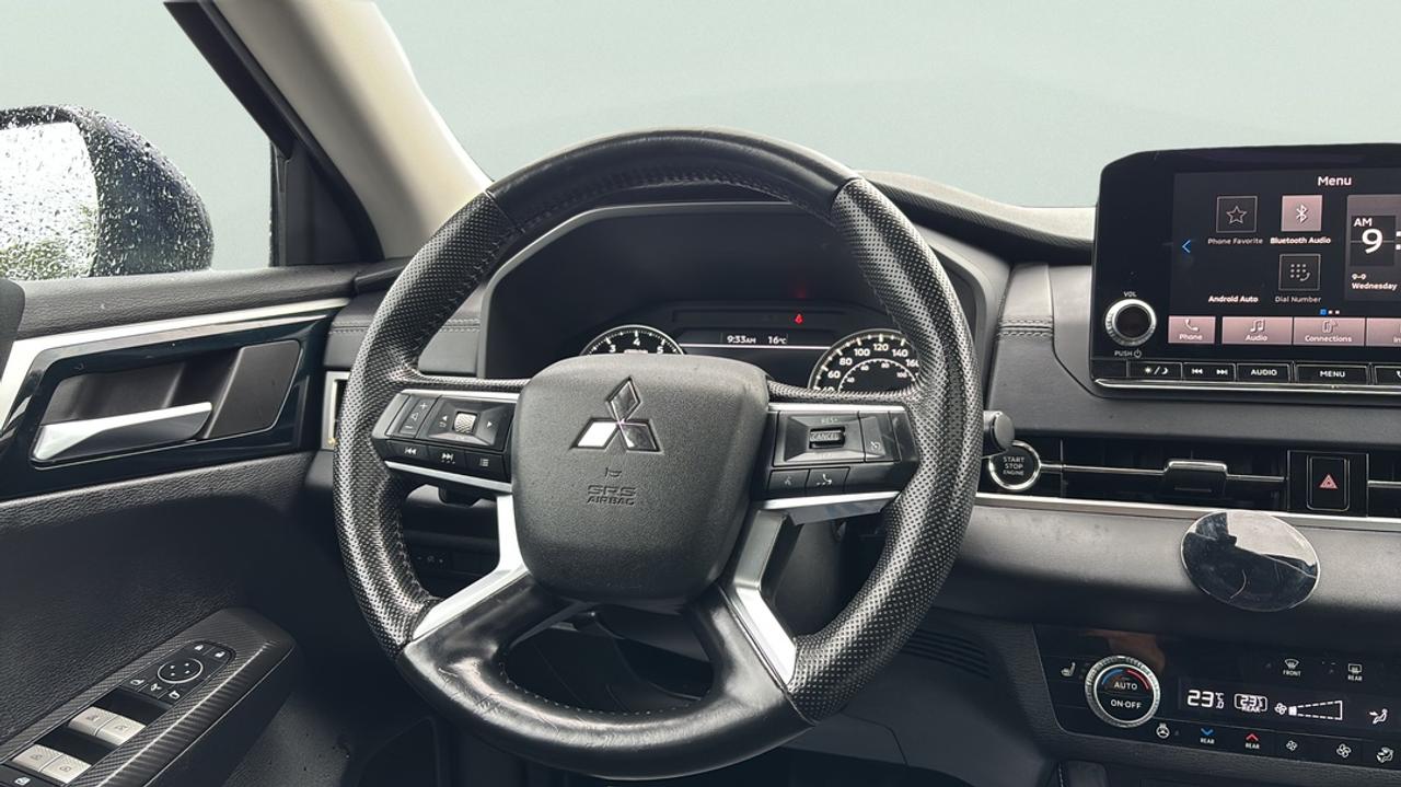 2022 Mitsubishi Outlander SE Photo