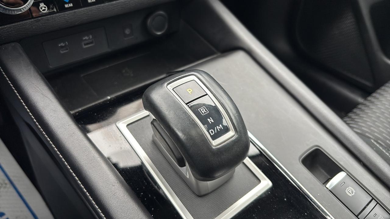 2022 Mitsubishi Outlander SE Photo