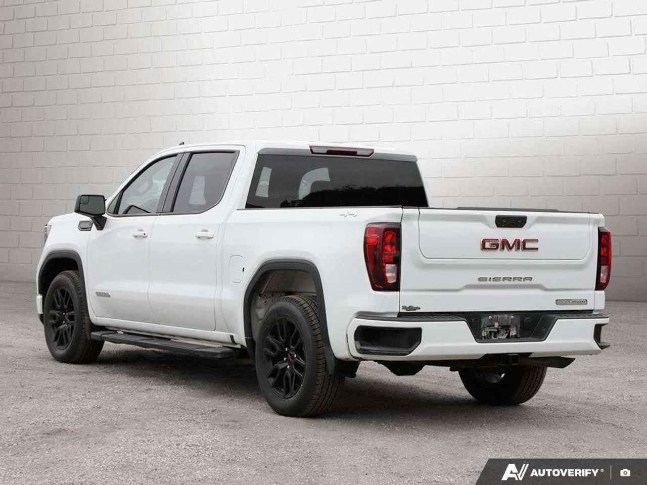 2022 GMC Sierra 1500 ELEVATION, 2.7L 4-CYL, 4X4, ALLOYS, CLOTH, 1-OWNER, MACMASTER ORIGINAL, CERTIFIED PREOWNED! Photo