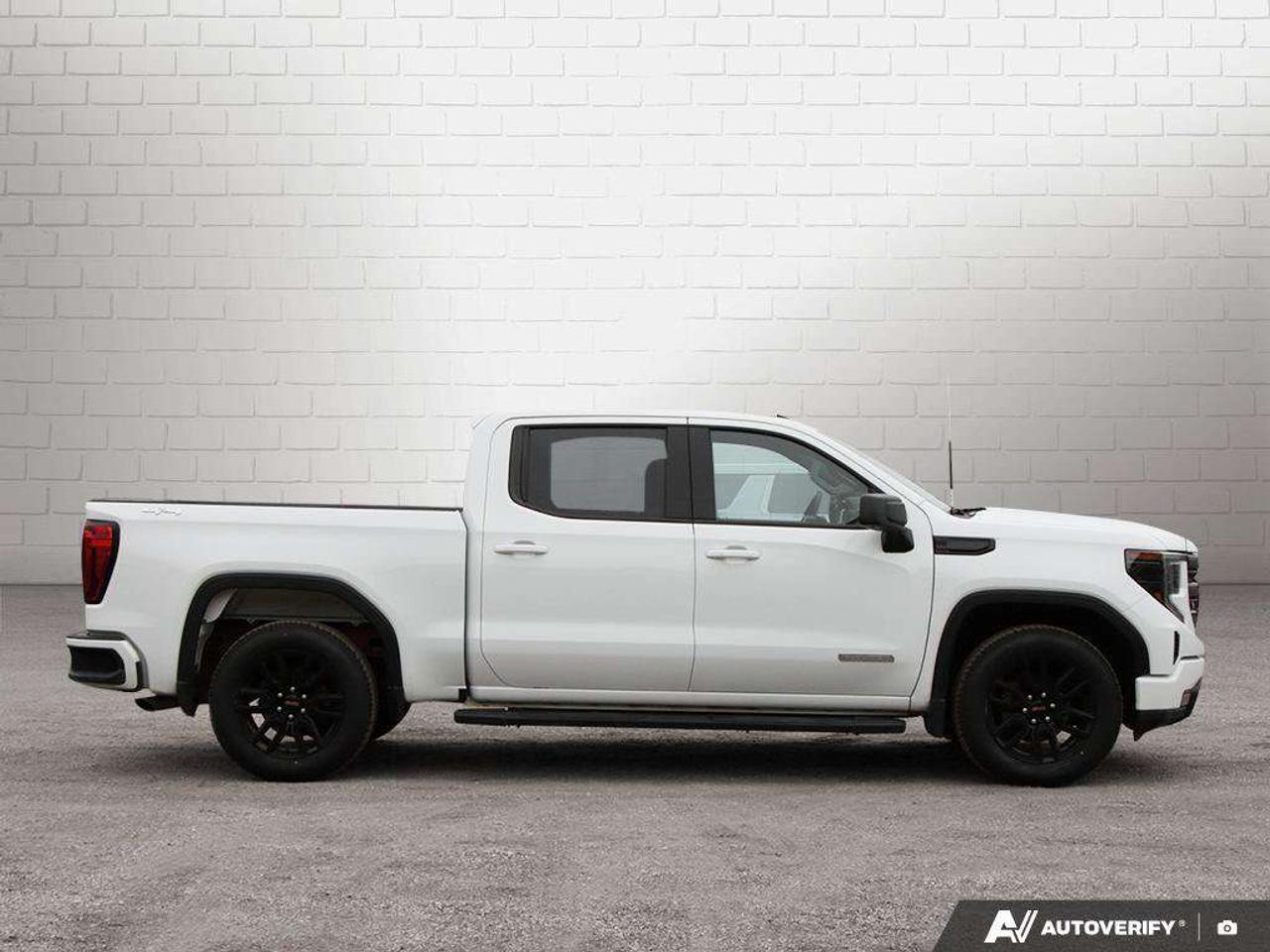 2022 GMC Sierra 1500 ELEVATION, 2.7L 4-CYL, 4X4, ALLOYS, CLOTH, 1-OWNER, MACMASTER ORIGINAL, CERTIFIED PREOWNED! Photo