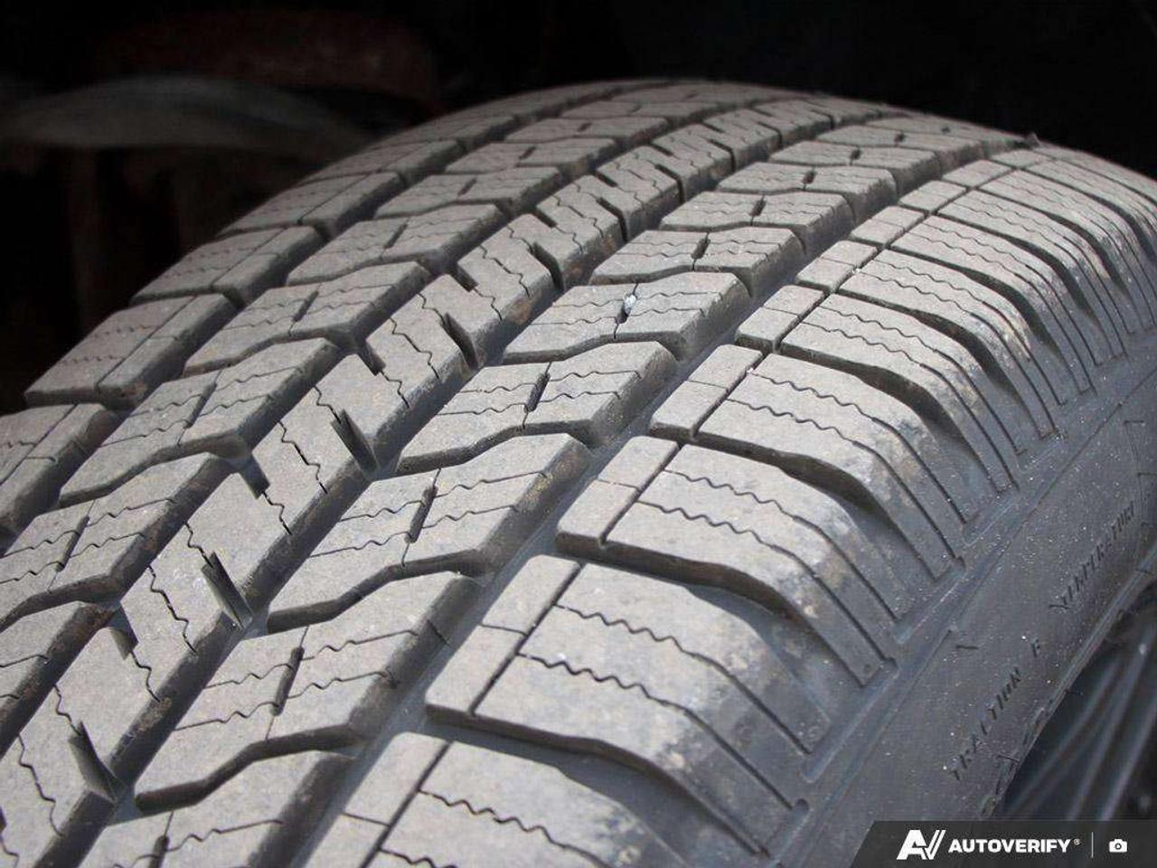 2022 GMC Sierra 1500 ELEVATION, 2.7L 4-CYL, 4X4, ALLOYS, CLOTH, 1-OWNER, MACMASTER ORIGINAL, CERTIFIED PREOWNED! Photo