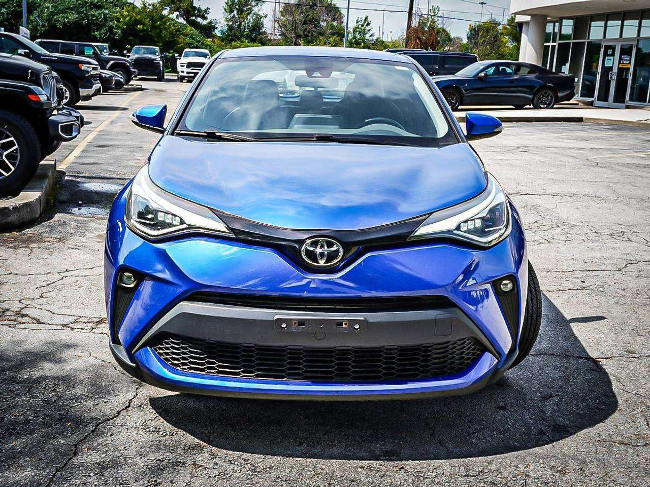 2020 Toyota C-HR  Photo4