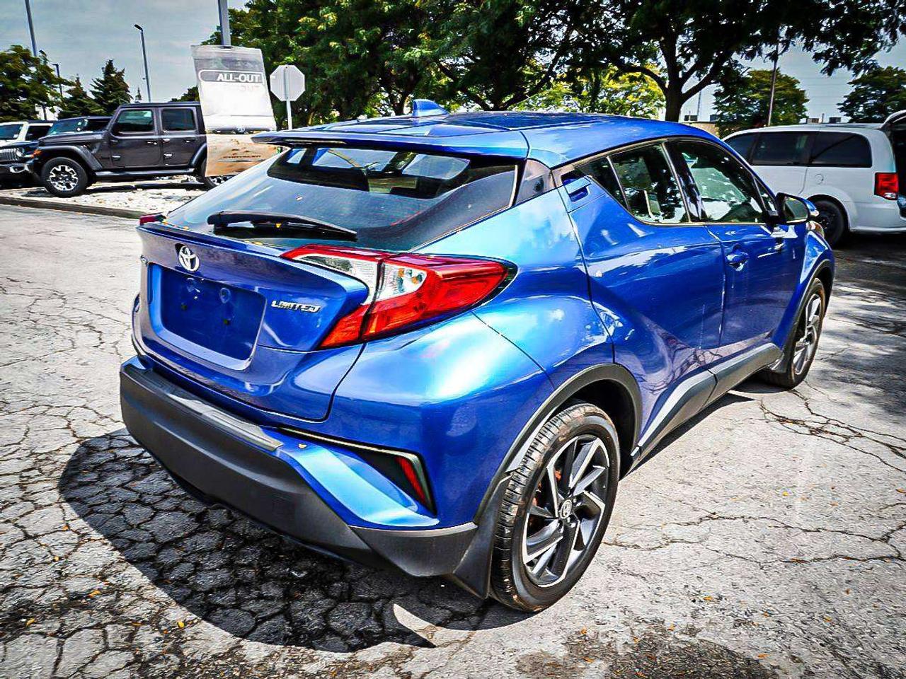 2020 Toyota C-HR  Photo