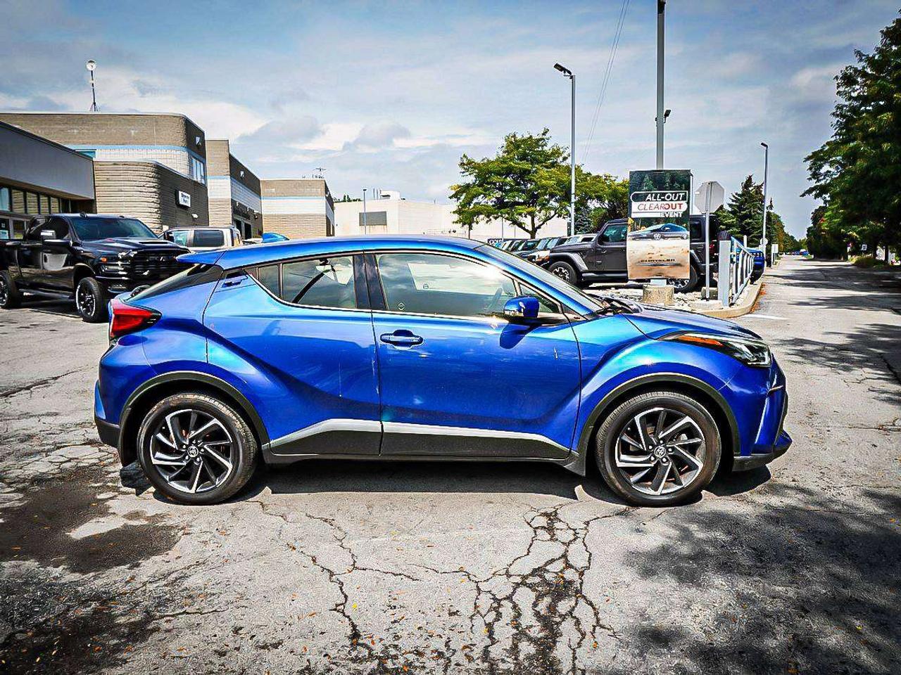 2020 Toyota C-HR  Photo