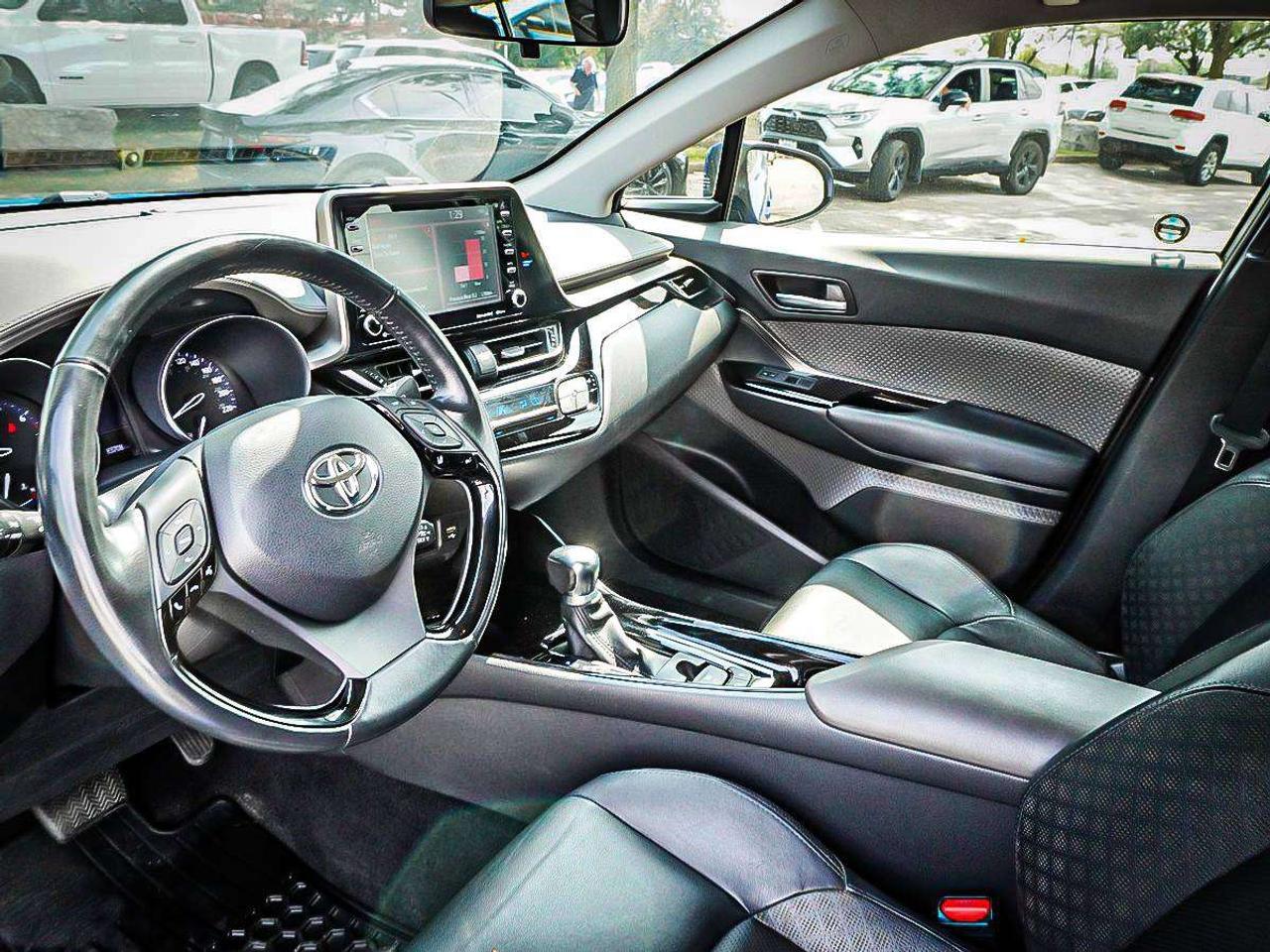 2020 Toyota C-HR  Photo