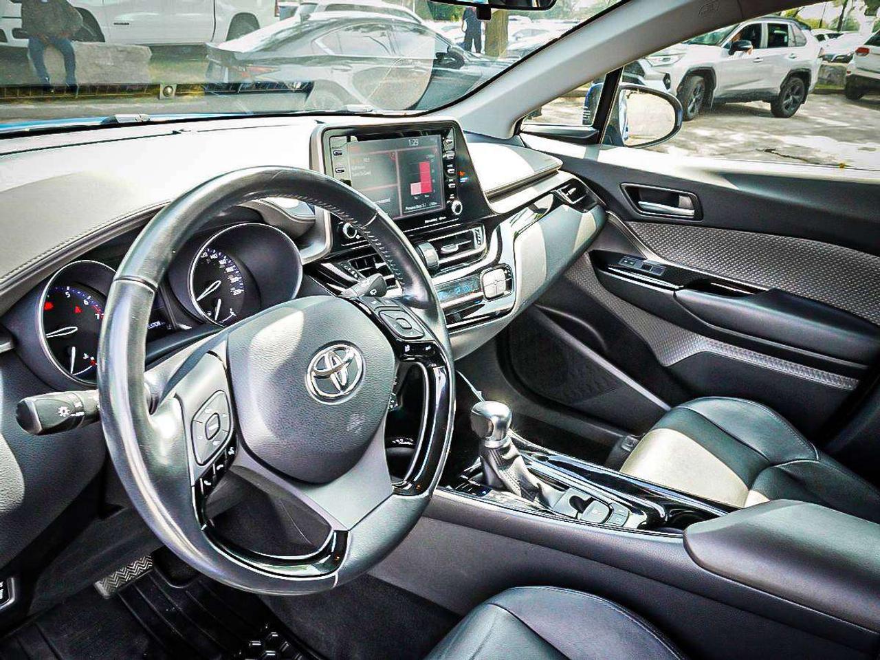 2020 Toyota C-HR  Photo