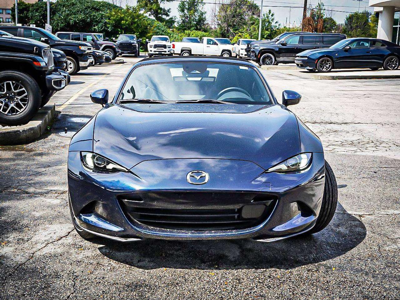 2025 Mazda MX-5  Photo